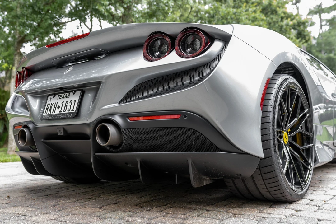 2021 Ferrari F8 Tributo - Image 14 of 31
