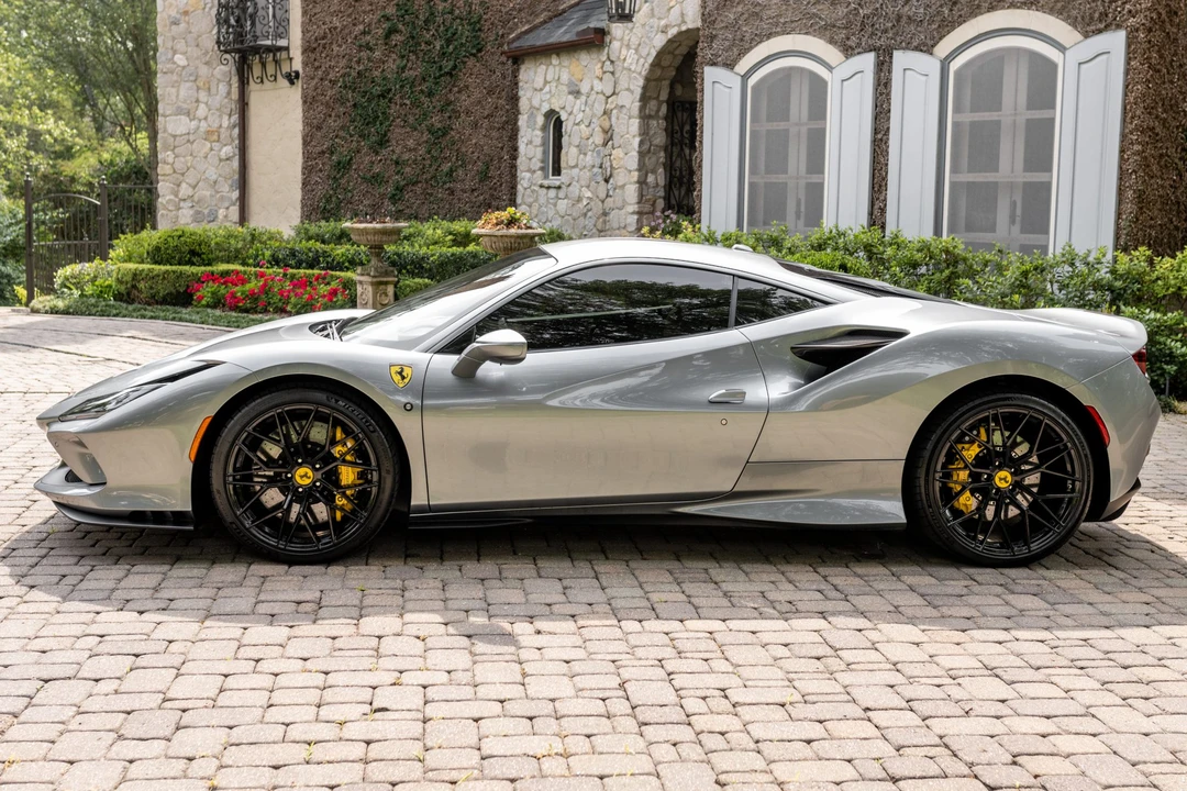 2021 Ferrari F8 Tributo - Image 7 of 31