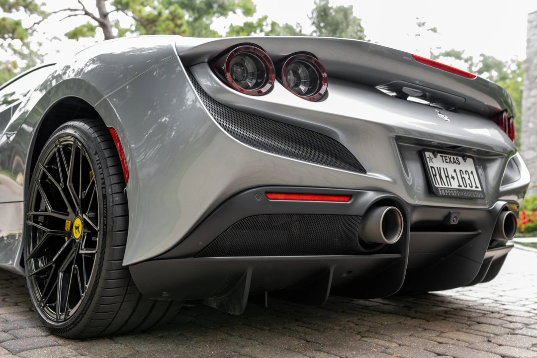 2021 Ferrari F8 Tributo - Image 13 of 31