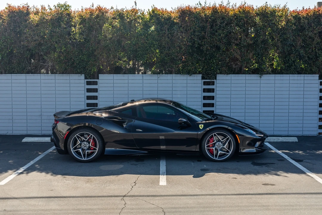 2021 Ferrari F8 Tributo - Image 3 of 12