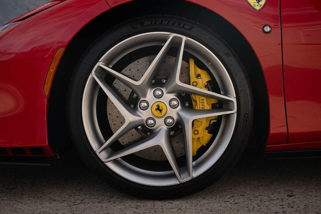 2021 Ferrari F8 Tributo - Image 19 of 21
