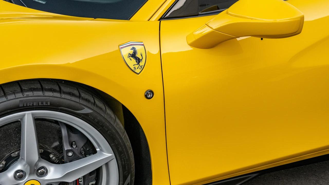 2021 Ferrari F8 Tributo - Image 20 of 31