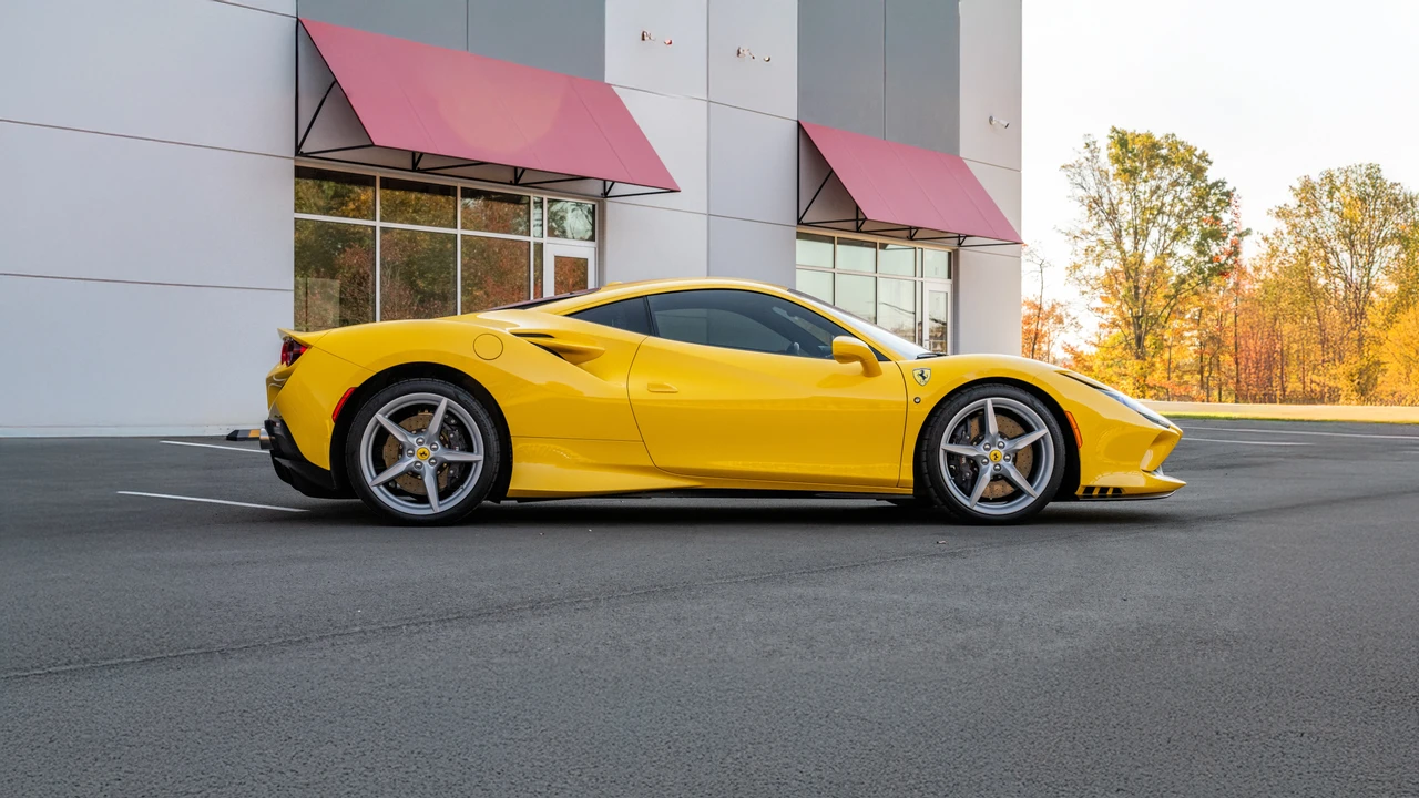 2021 Ferrari F8 Tributo - Image 2 of 31