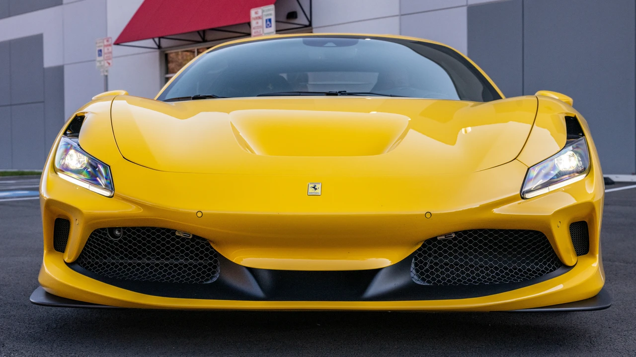 2021 Ferrari F8 Tributo - Image 14 of 31