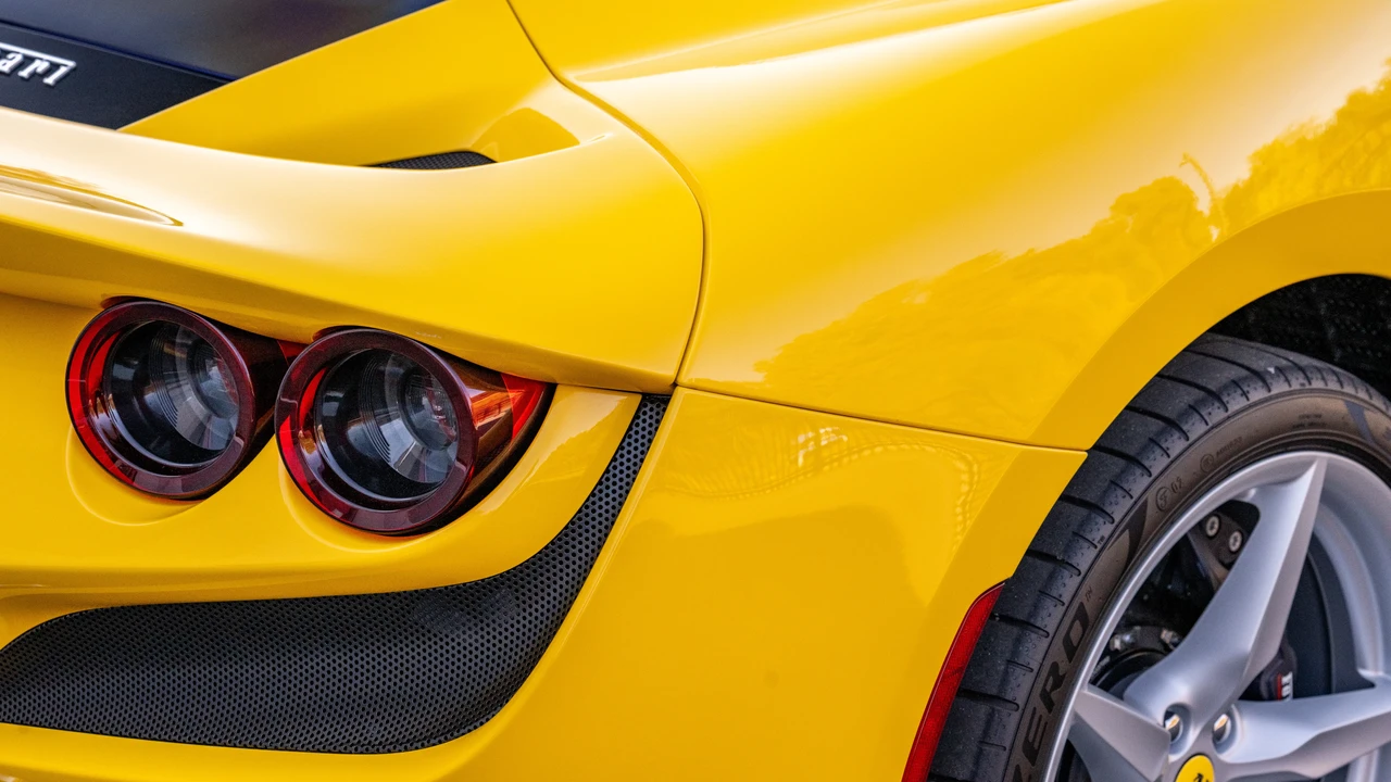 2021 Ferrari F8 Tributo - Image 26 of 31