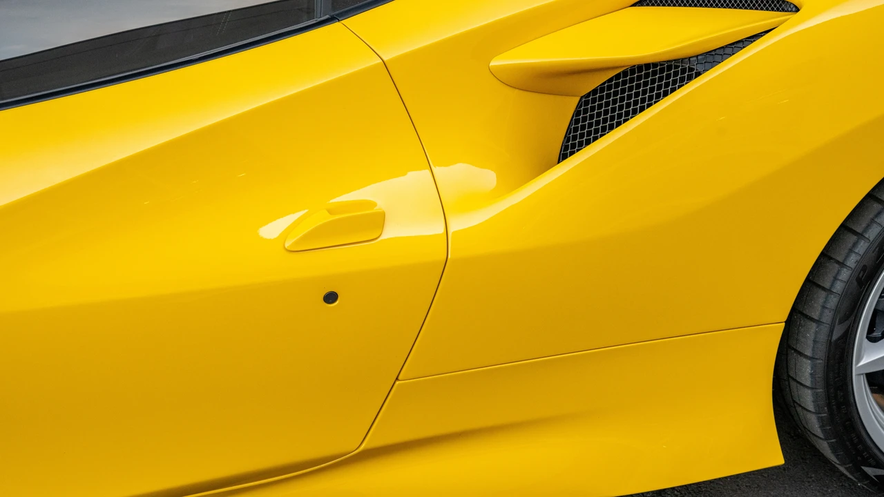 2021 Ferrari F8 Tributo - Image 21 of 31
