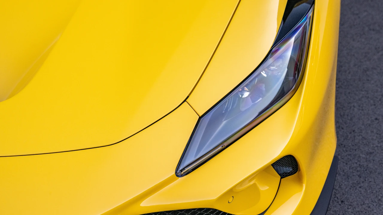 2021 Ferrari F8 Tributo - Image 16 of 31