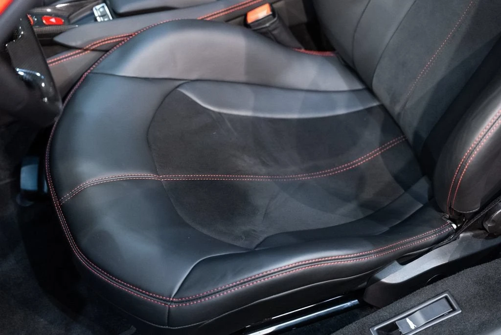 2021 Ferrari F8 Tributo - Image 26 of 31