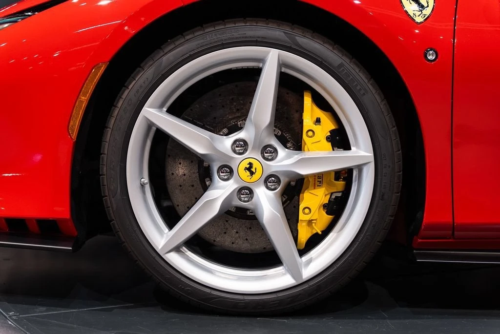 2021 Ferrari F8 Tributo - Image 13 of 31