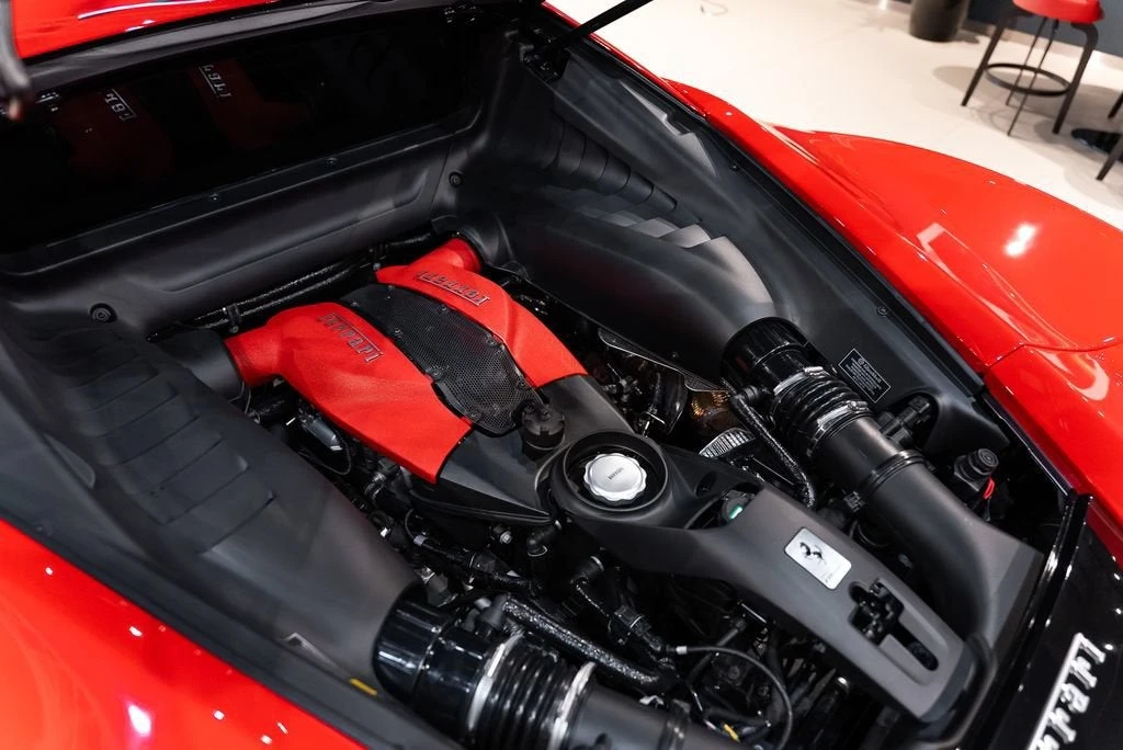 2021 Ferrari F8 Tributo - Image 17 of 31