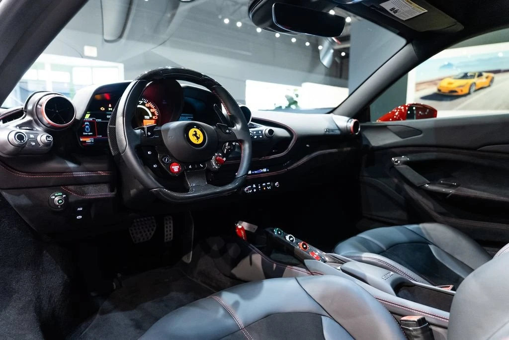 2021 Ferrari F8 Tributo - Image 27 of 31