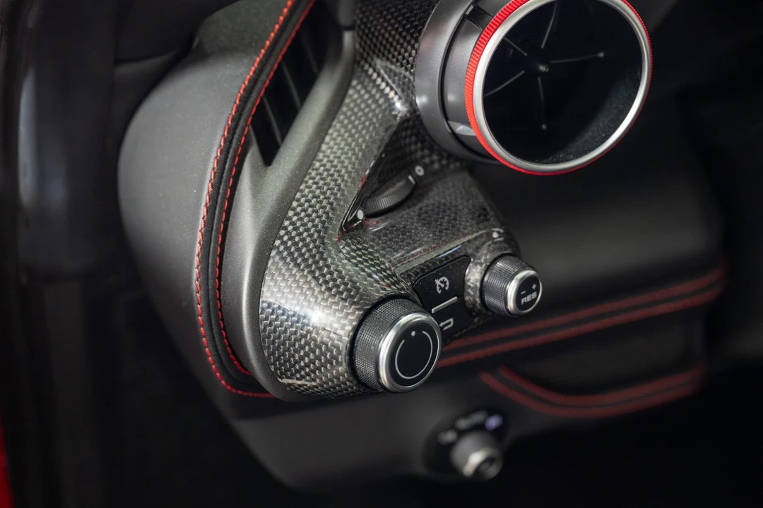 2021 Ferrari F8 Tributo - Image 28 of 31