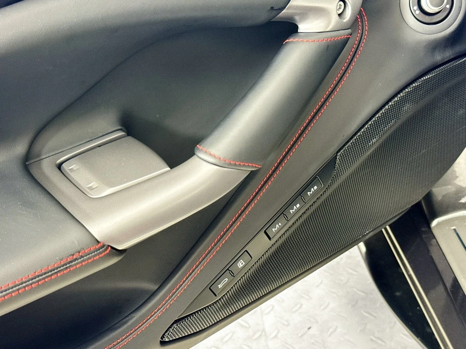 2021 Ferrari F8 Tributo - Image 16 of 29