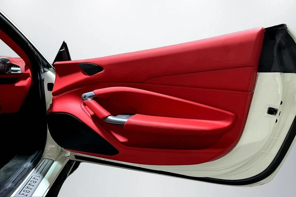2021 Ferrari F8 Tributo - Image 22 of 30