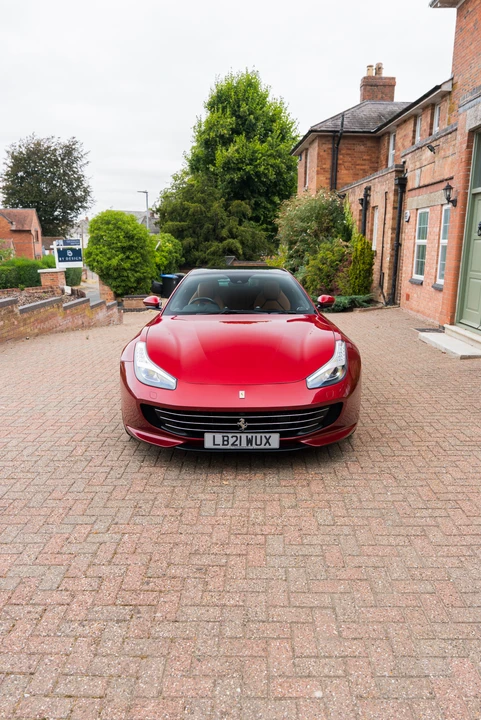 2021 Ferrari GTC4Lusso - Image 20 of 31