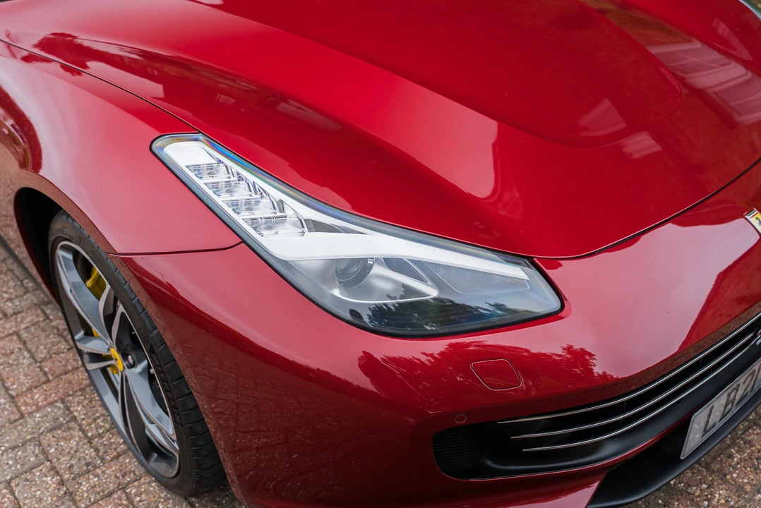 2021 Ferrari GTC4Lusso - Image 22 of 31