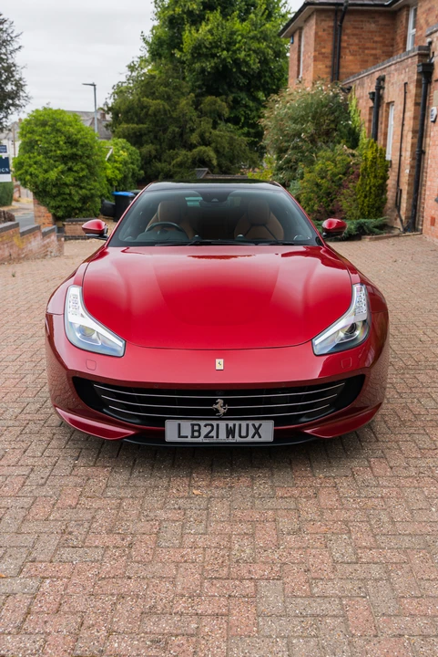 2021 Ferrari GTC4Lusso - Image 12 of 31