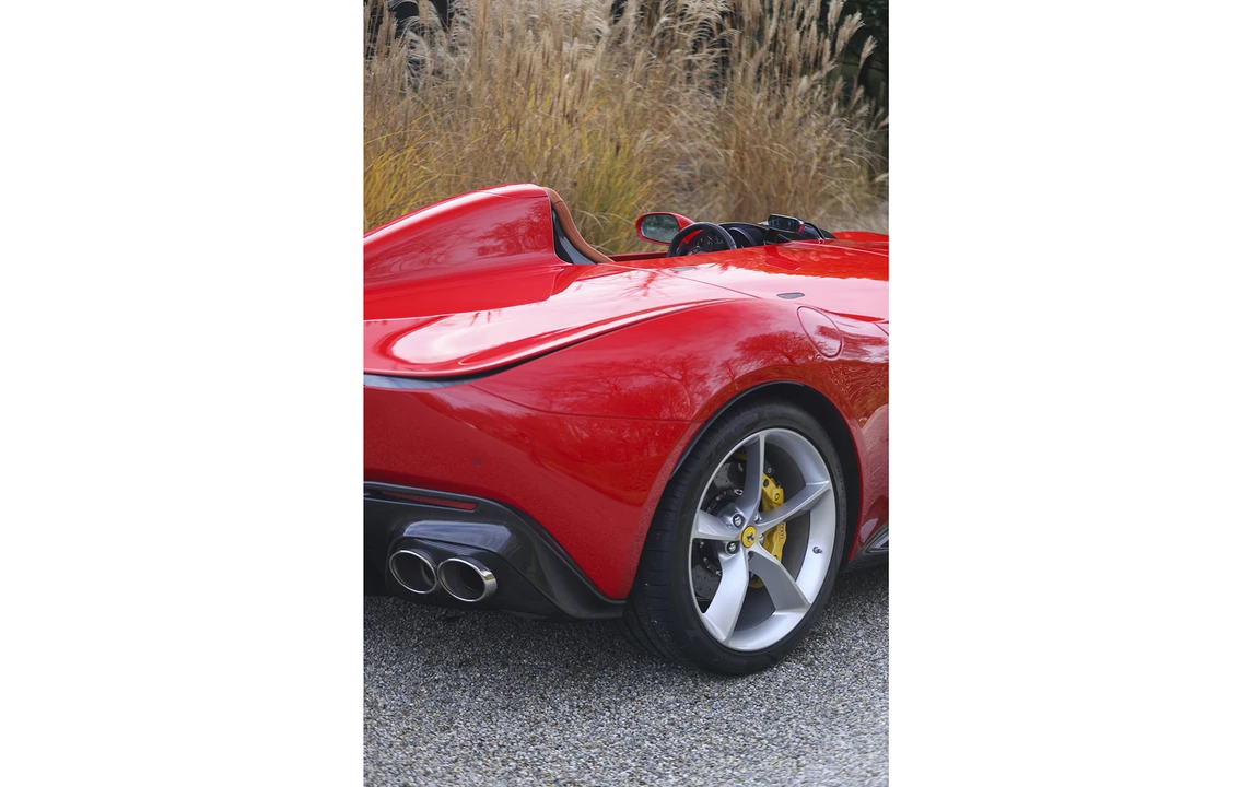 2021 Ferrari Monza SP1 - Image 14 of 18