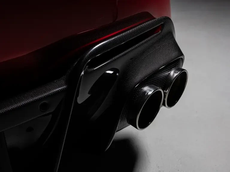 2021 Ferrari Monza SP1 - Image 24 of 31