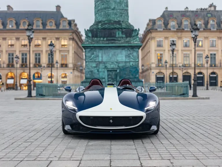 2021 Ferrari Monza SP2 - Image 8 of 31