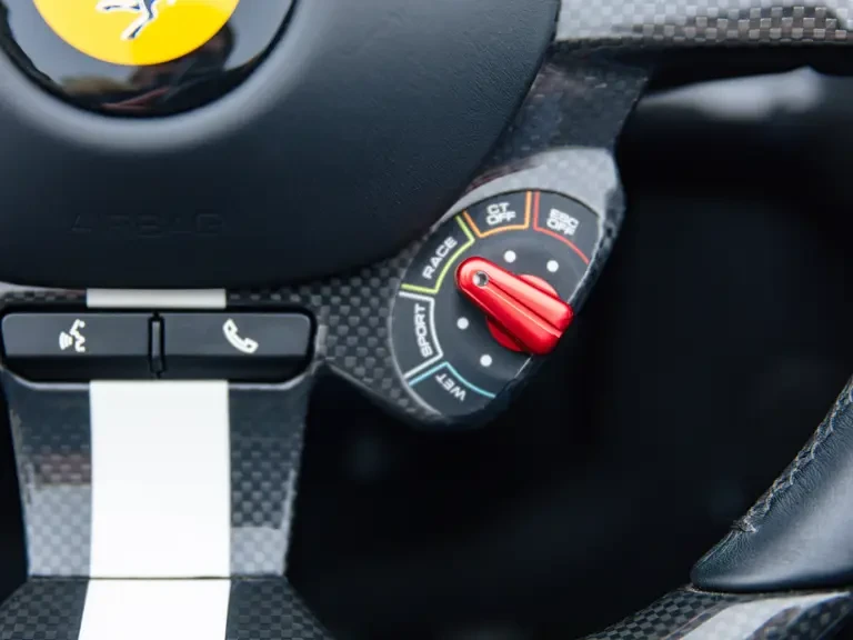 2021 Ferrari Monza SP2 - Image 16 of 31