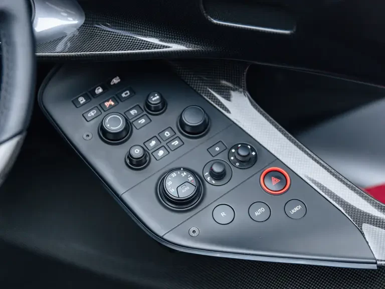 2021 Ferrari Monza SP2 - Image 19 of 31