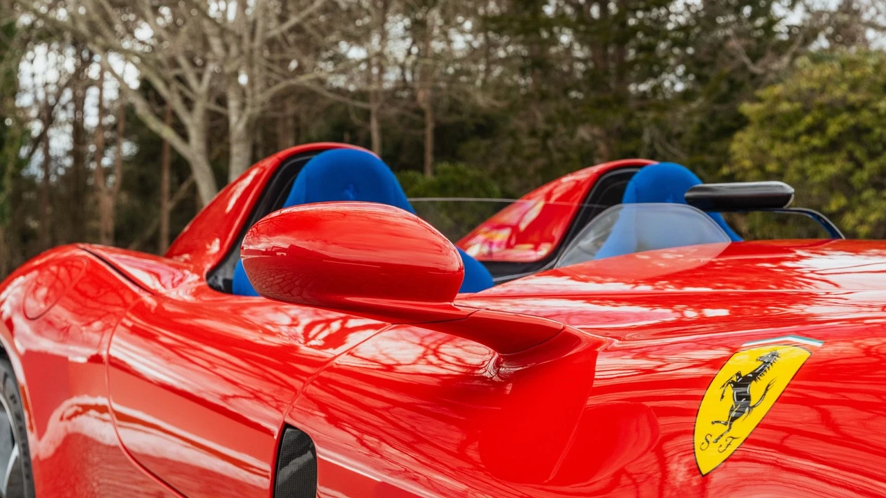 2021 Ferrari Monza SP2 - Image 28 of 31