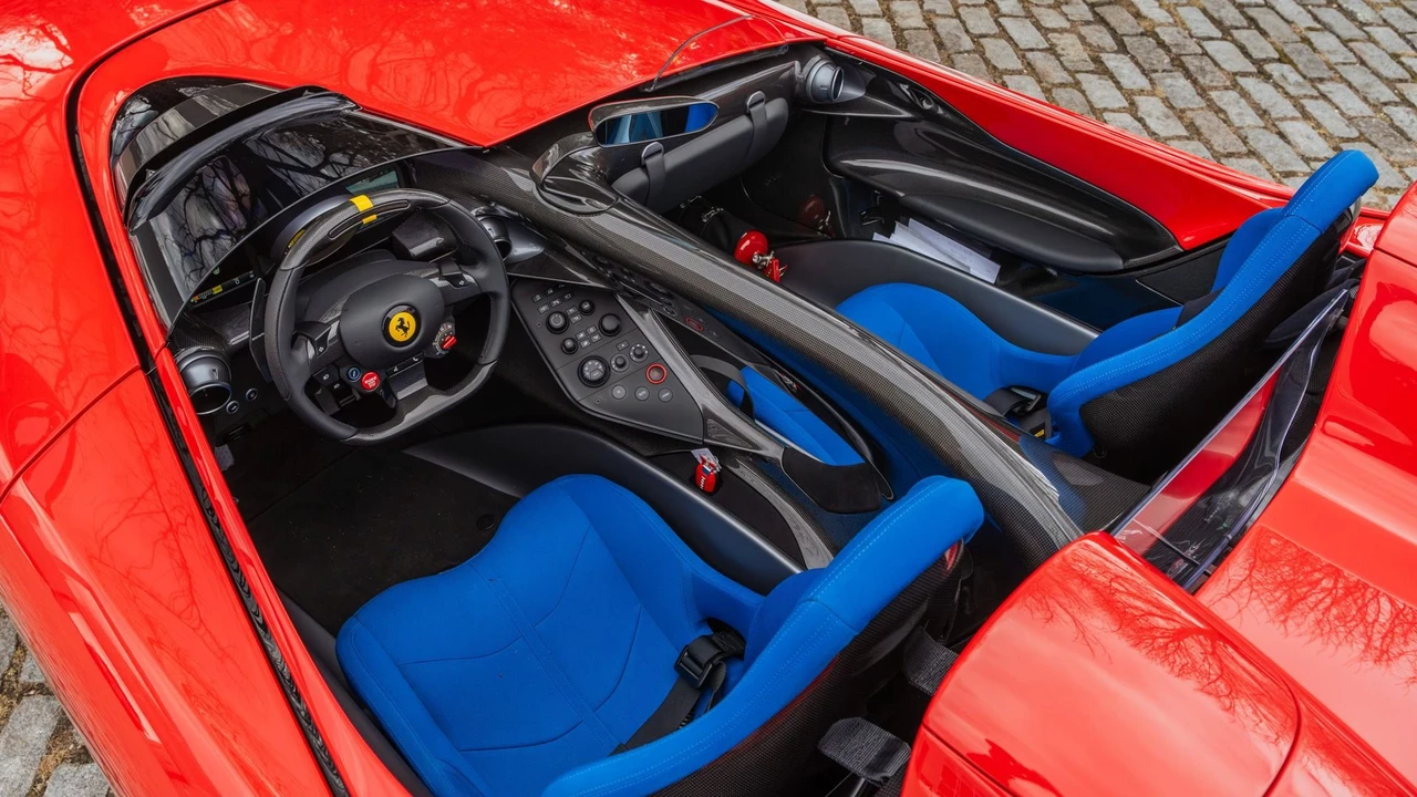 2021 Ferrari Monza SP2 - Image 6 of 31