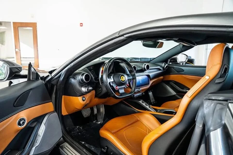 2021 Ferrari Portofino M - Image 6 of 8
