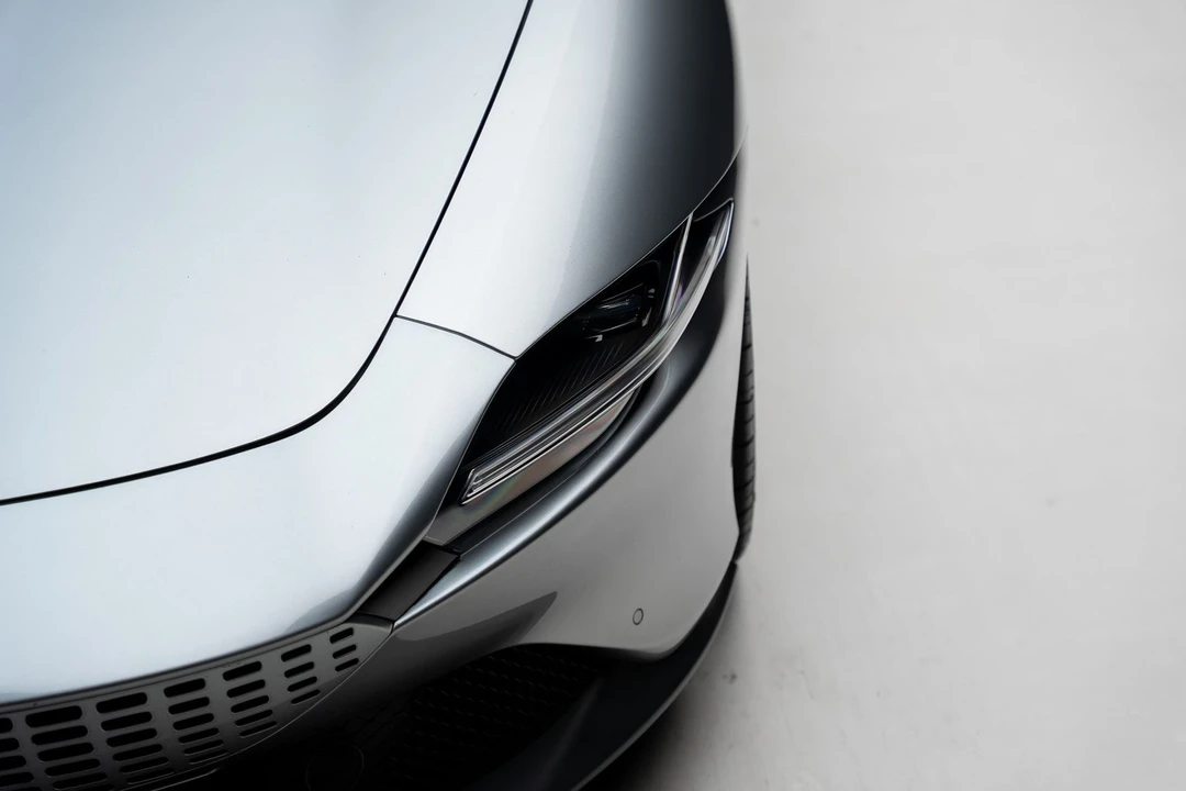 2021 Ferrari Roma - Image 11 of 31