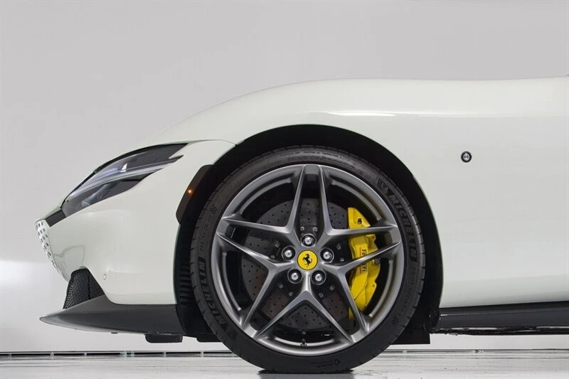 2021 Ferrari Roma - Image 6 of 31