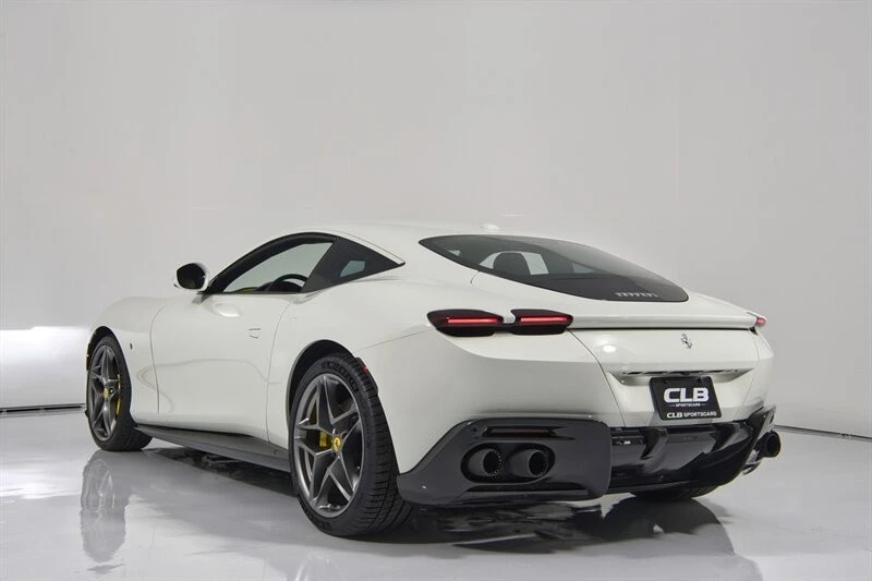 2021 Ferrari Roma - Image 10 of 31