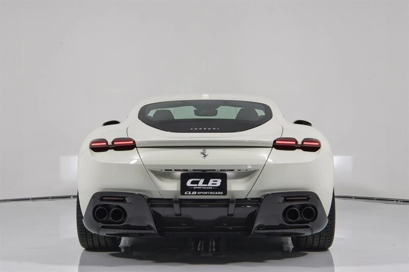 2021 Ferrari Roma - Image 11 of 31