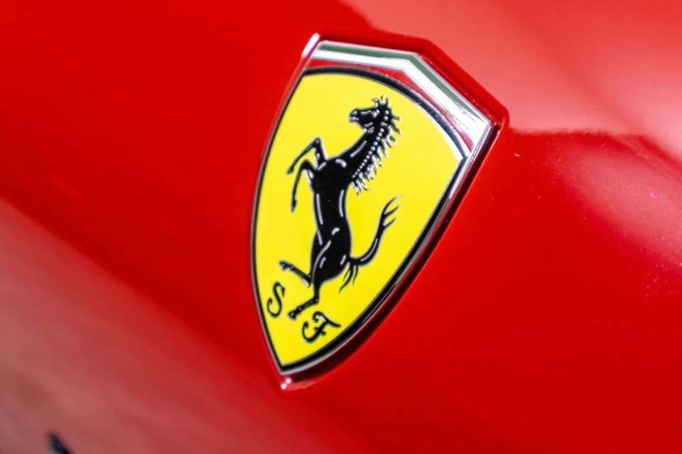 2021 Ferrari Roma - Image 10 of 20