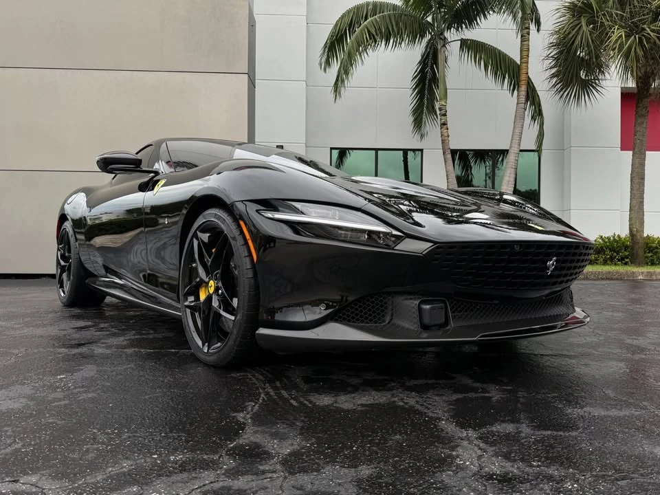 2021 Ferrari Roma - Image 3 of 17