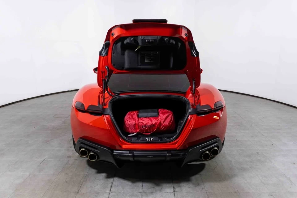 2021 Ferrari Roma - Image 9 of 20