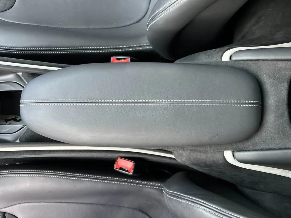 2021 Ferrari Roma - Image 12 of 20