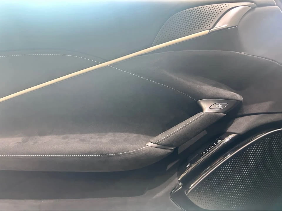 2021 Ferrari Roma - Image 11 of 13