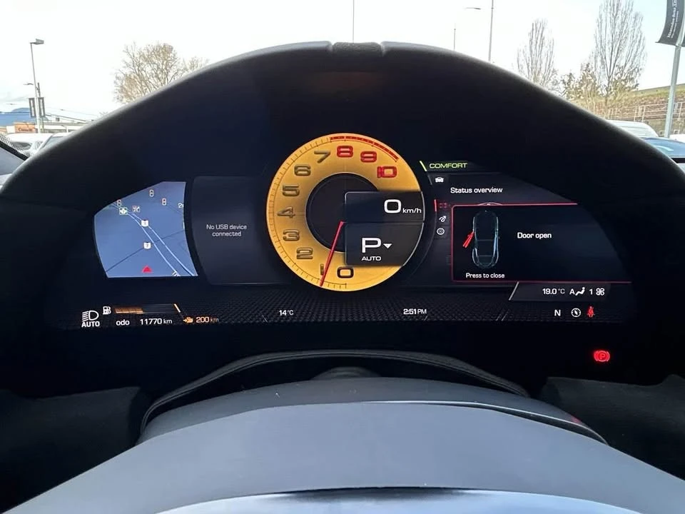 2021 Ferrari Roma - Image 16 of 20
