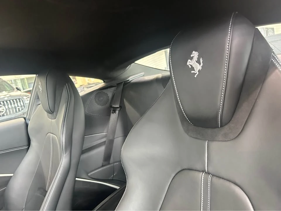 2021 Ferrari Roma - Image 12 of 13