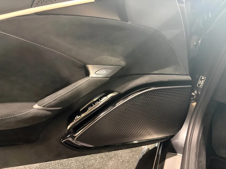 2021 Ferrari Roma - Image 11 of 14