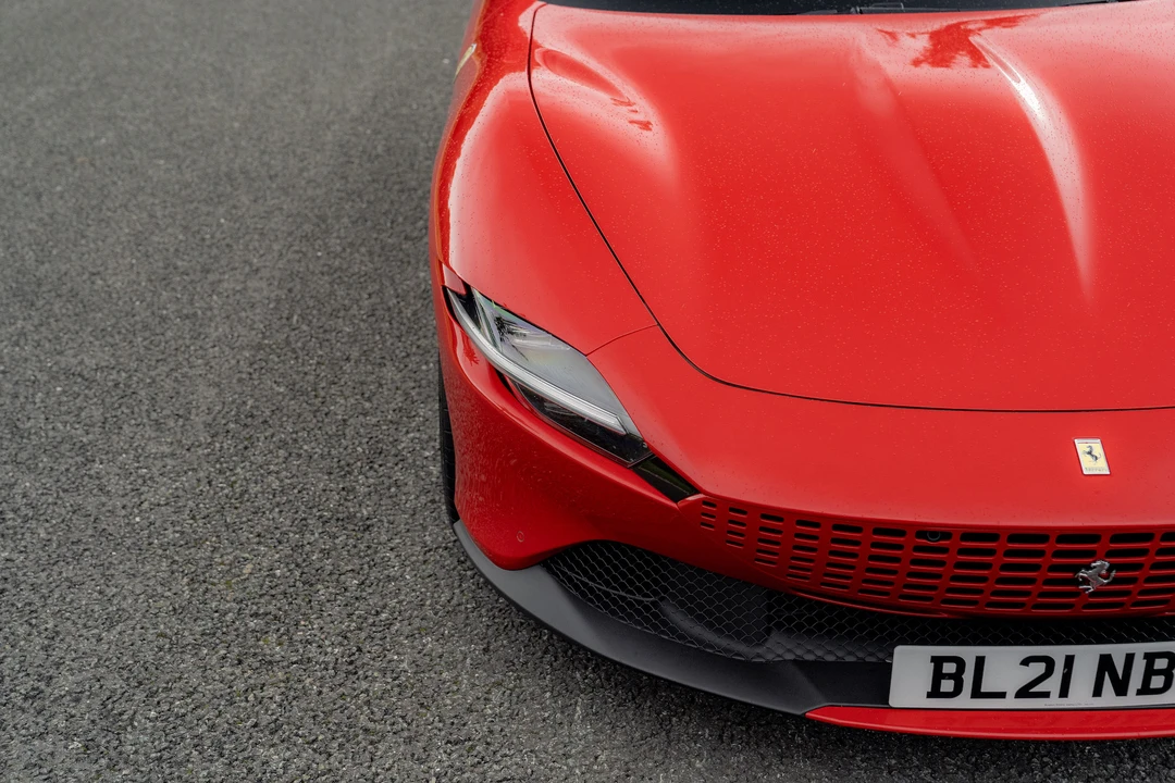 2021 Ferrari Roma - Image 19 of 31