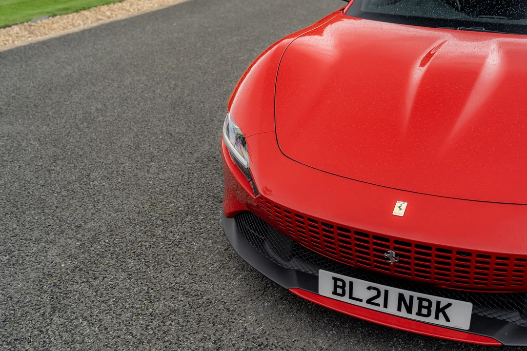 2021 Ferrari Roma - Image 24 of 31