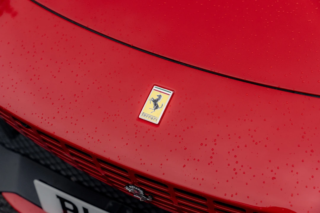 2021 Ferrari Roma - Image 25 of 31