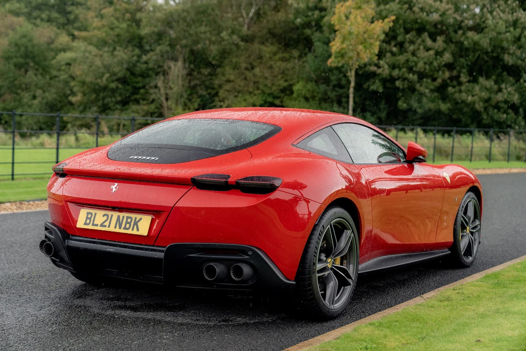 2021 Ferrari Roma - Image 8 of 31
