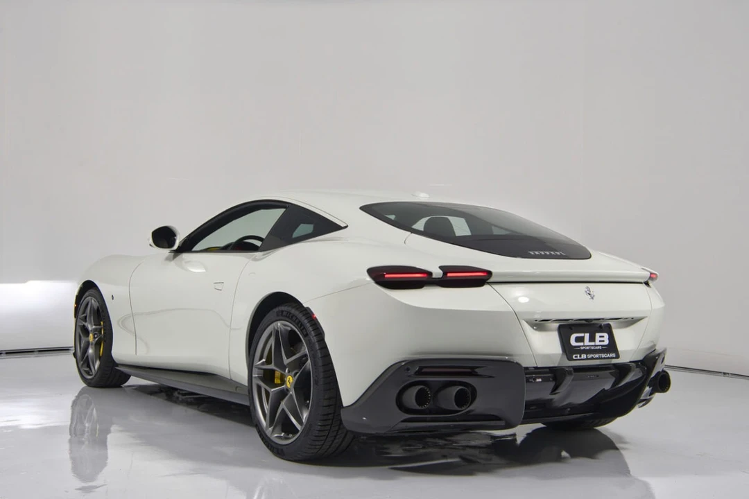 2021 Ferrari Roma - Image 10 of 31