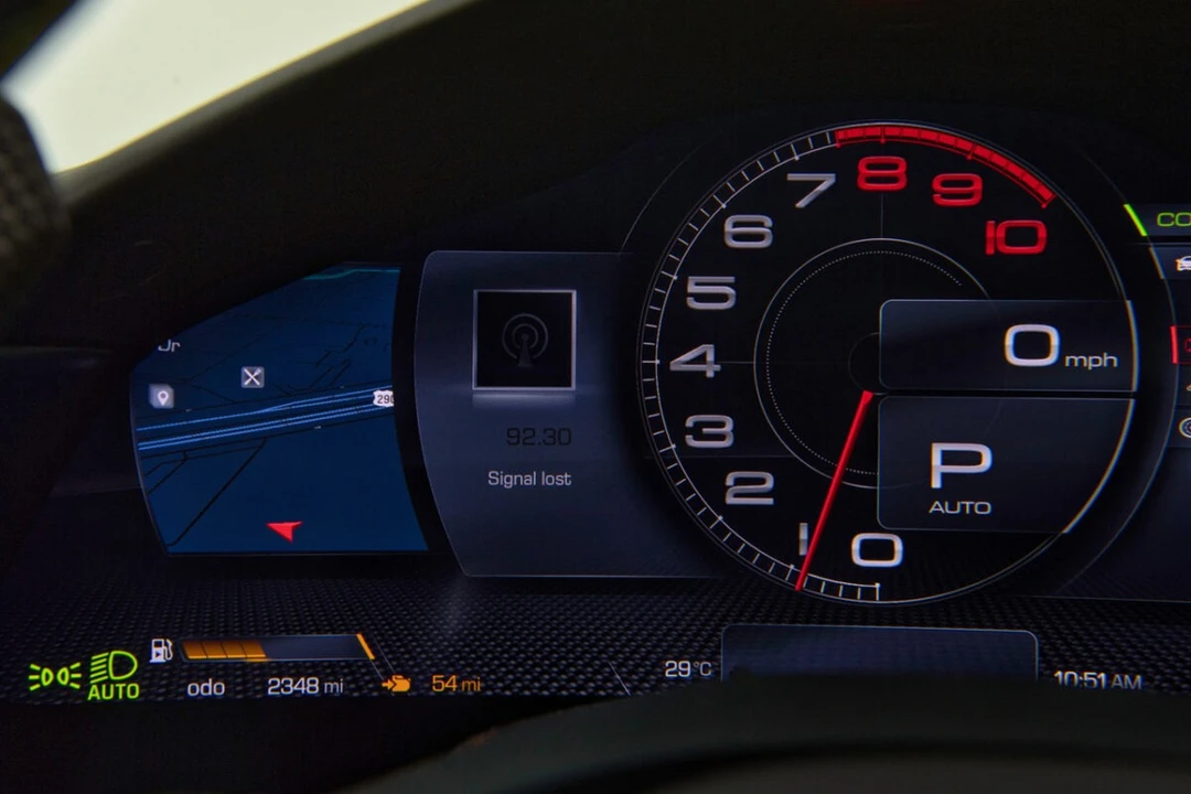 2021 Ferrari Roma - Image 25 of 31