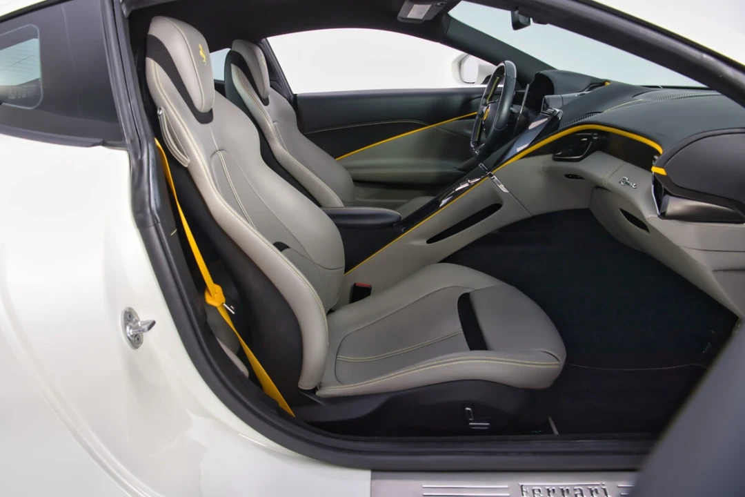 2021 Ferrari Roma - Image 31 of 31