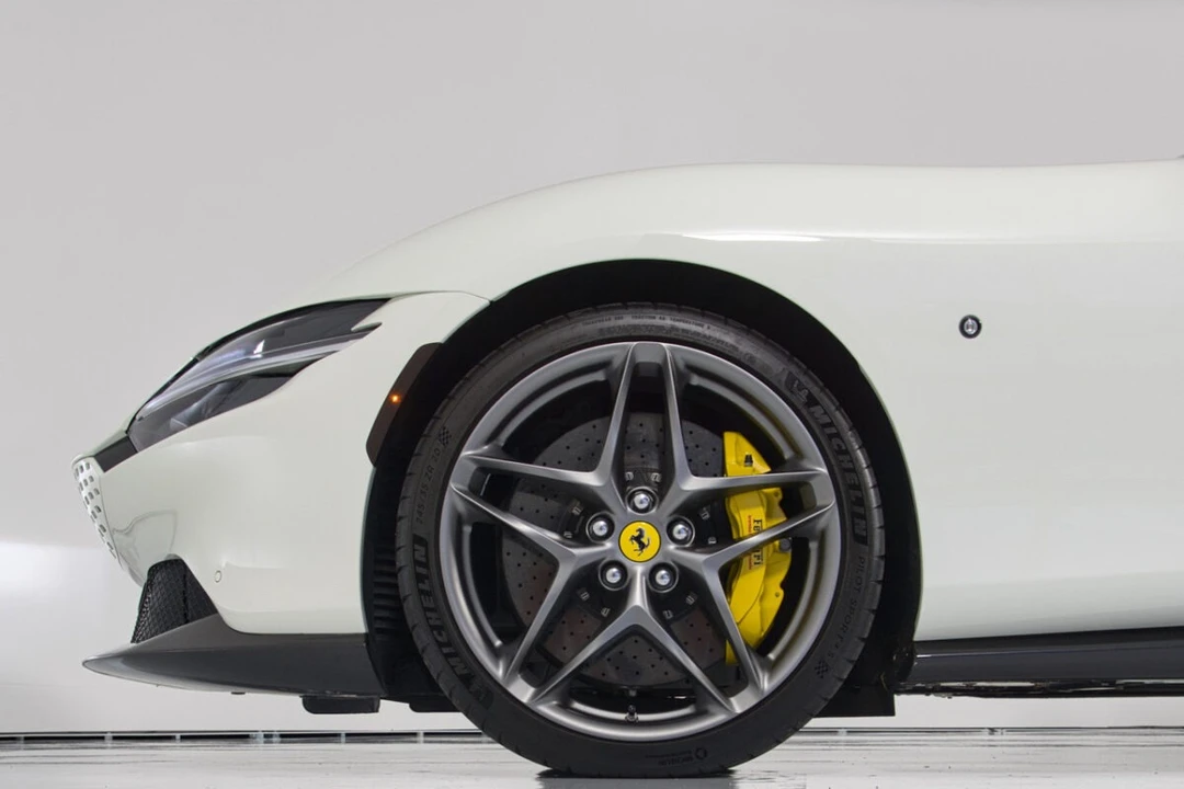 2021 Ferrari Roma - Image 5 of 31