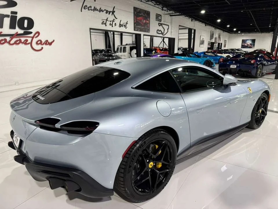 2021 Ferrari Roma - Image 7 of 12